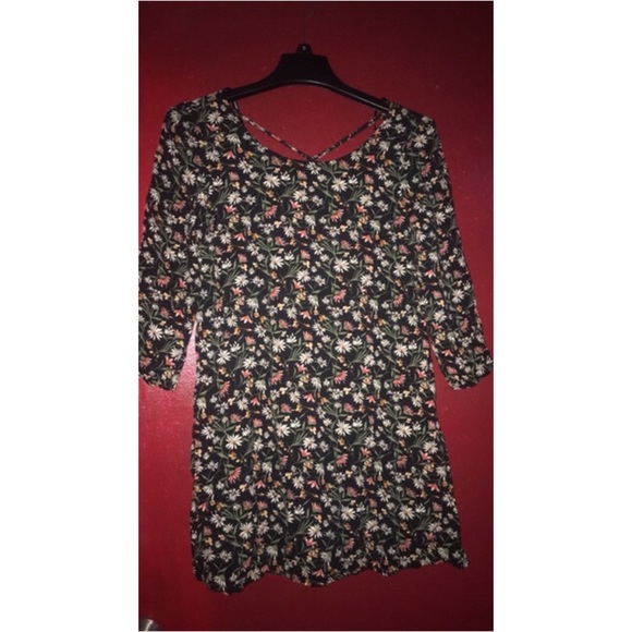 Spring/Summer/Fall Dress - Picture 2 of 3